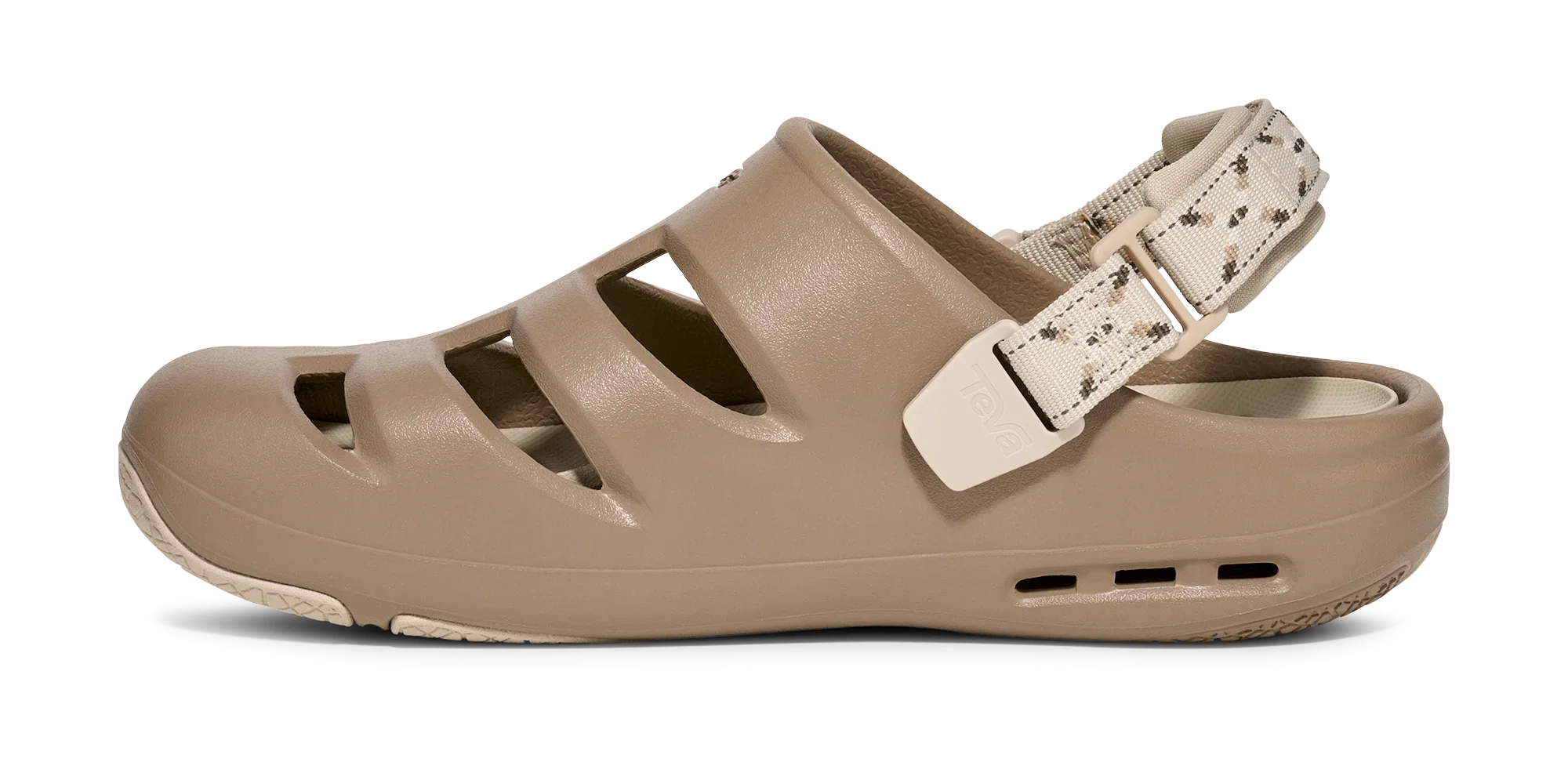 ApreAqua Closed-Toe Water Sandal