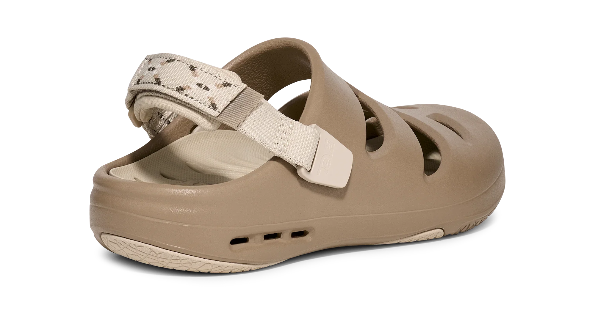ApreAqua Closed-Toe Water Sandal
