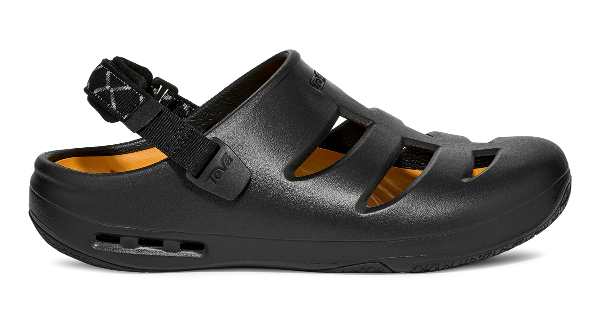 ApreAqua Closed-Toe Water Sandal